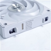 Вентилятор Lian Li UNI FAN CL WIRELESS 120 / 12CL1W1W WHITE / 120x124x28мм (PWM, ARGB, 2150 об/мин (Max.), 29,8dBa) / G99.12CL1W1W.R0