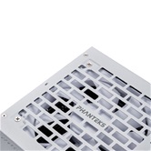 Блок питания PHANTEKS AMP BH 750W (80 Plus Bronze, ATX 3.1, PCIe 5.1, DC-DC, APFC, 120mm Fan, Japanese main capacitors, White) / PH-P750BM_WT01